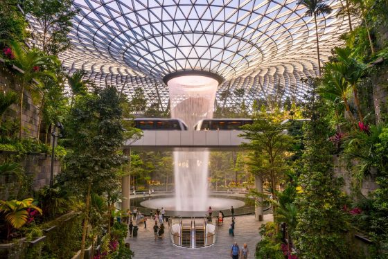 United nonstop flights to Singapore from SFO for $699 R/T
