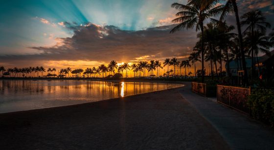 AA flights sale to Maui, Hawaii from $388 R/T