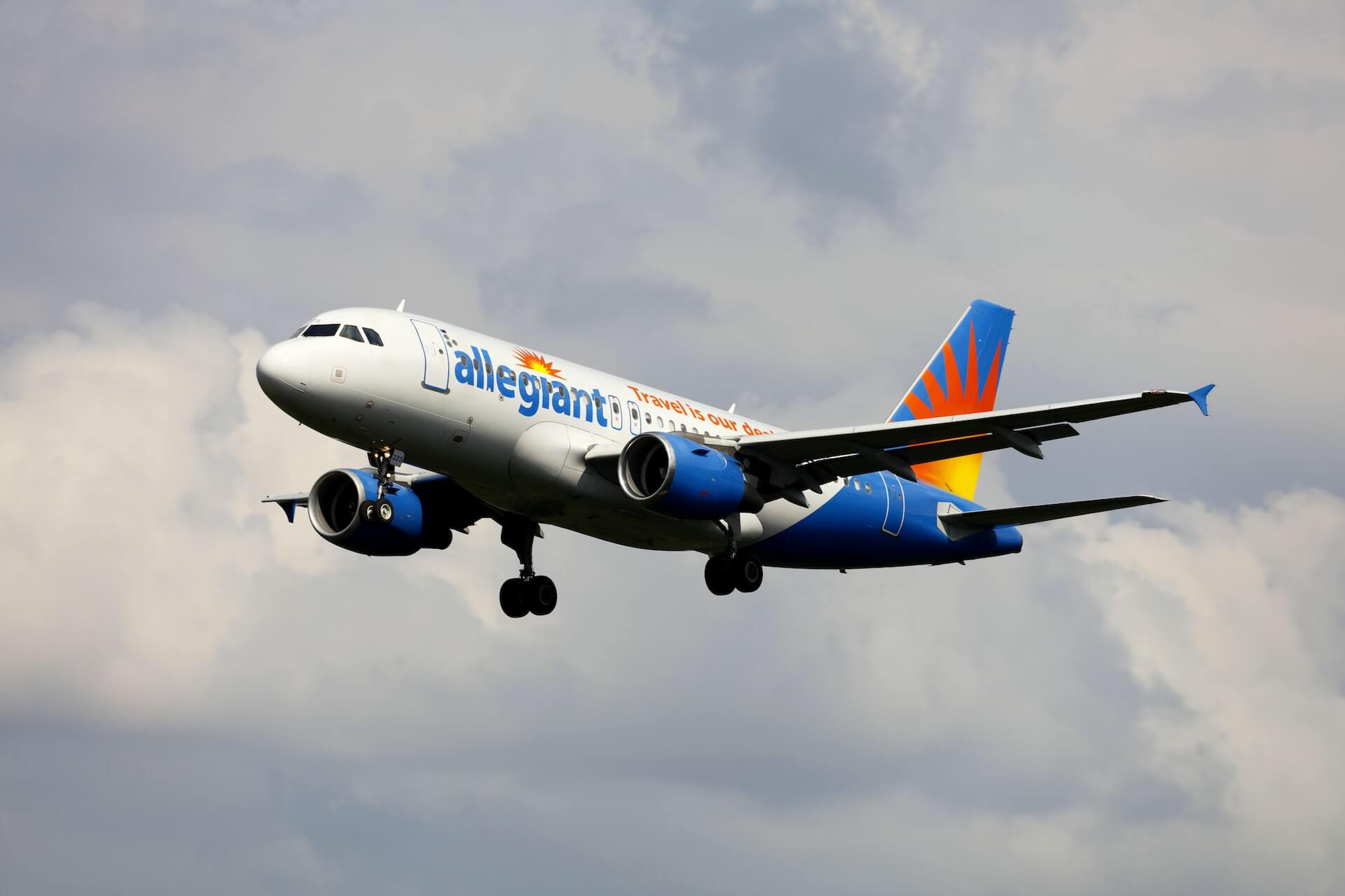 Cyber Monday Sale via Allegiant Airlines; up to 40 off airfare